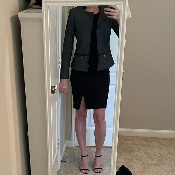 WHBM Blazer with faux leather trim - Picture 4 of 4